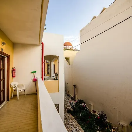 Erato Hotel apartamentowy Retimno