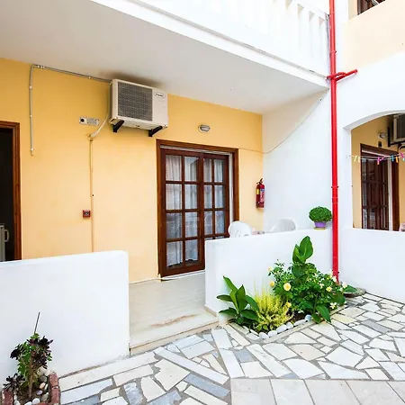 Hotel apartamentowy Erato