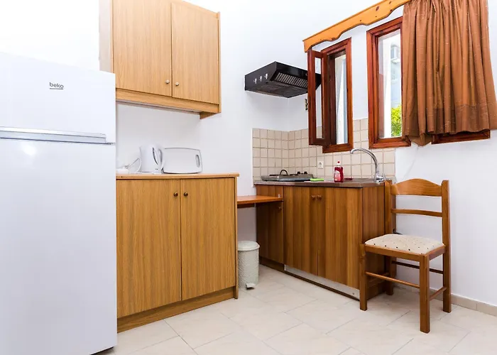 Ξενοδοχείο με διαμερίσματα Erato