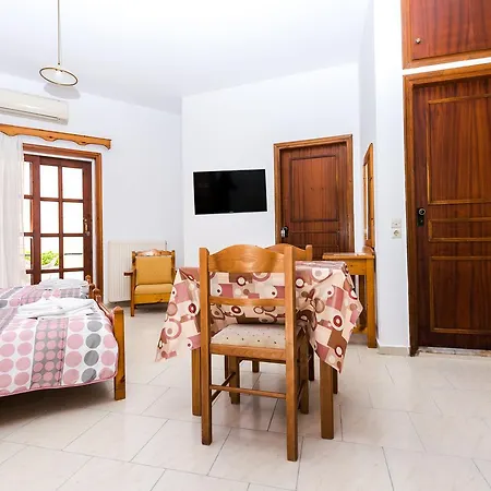 Erato 2* Rethymno (Crete)