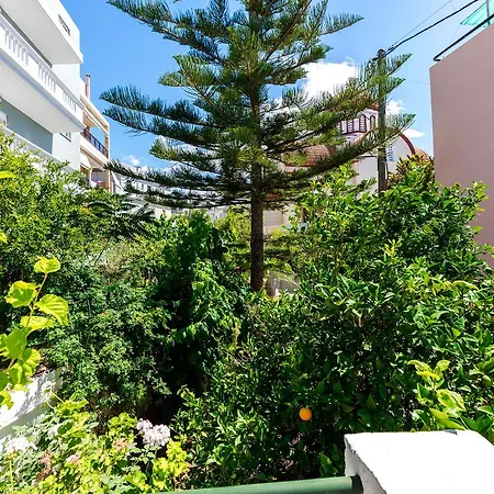 Erato Aparthotel