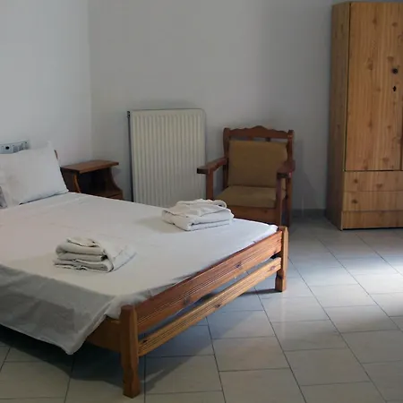 Apart-hotel Erato 2*