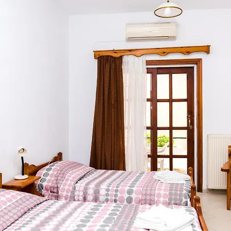 شقة فندقية Erato 2*